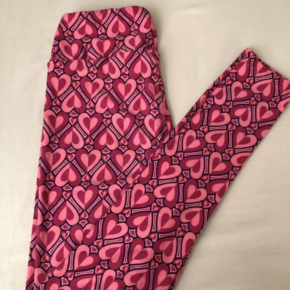 LuLaRoe OS Leggings Hearts. Preloved EUC Soft. Red Pink Black Loungewear